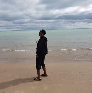 Meet your Posher, Makia